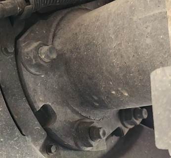 HUB PILOT NA Hub for a 2013 International TERRASTAR