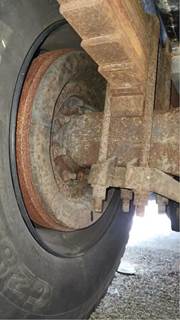 HUB PILOT NA Hub for a 2010 Blue Bird All American/All Canadian