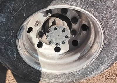 HUB PILOT NA Hub for a 2022 Ford F-650
