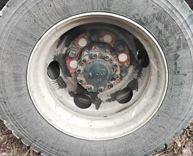 HUB PILOT NA Hub for a 2020 Hino 155