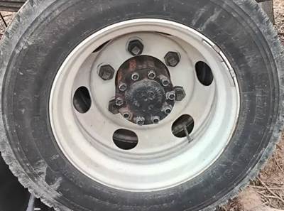 HUB PILOT NA Hub for a 2020 Hino 155