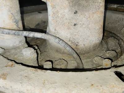 HUB PILOT NA Hub for a 2000 Sterling L9500