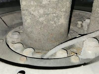 HUB PILOT NA Hub for a 2000 Sterling L9500