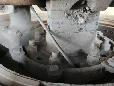 HUB PILOT NA Hub for a 2008 Mack CXU613