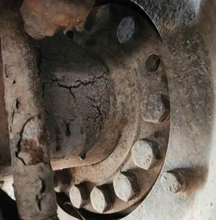 HUB PILOT NA Hub for a 2008 Sterling ACTERRA