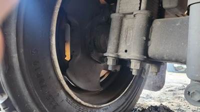 HUB PILOT NA Hub for a 2020 Hino 195