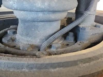 HUB PILOT NA Hub for a 2007 Sterling A9500