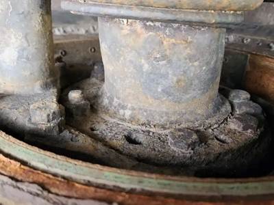 HUB PILOT NA Hub for a 2006 International 9400I