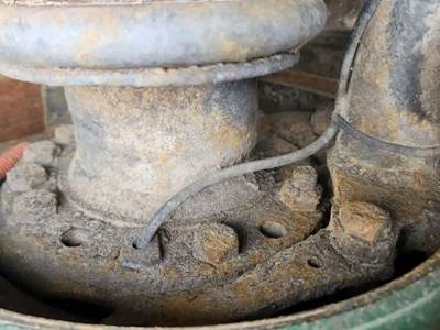 HUB PILOT NA Hub for a 2006 International 9400I