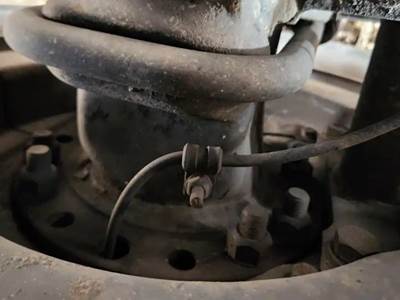 HUB PILOT NA Hub for a 2020 Freightliner M2 106