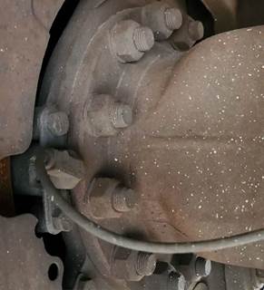 HUB PILOT NA Hub for a 2015 Hino 268