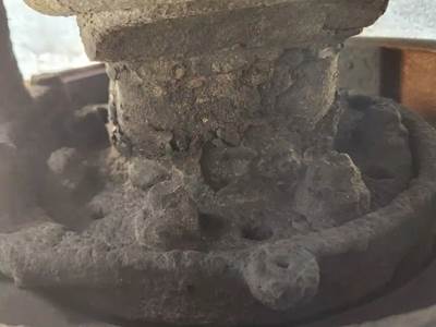 HUB PILOT NA Hub for a 2007 Freightliner Columbia 120