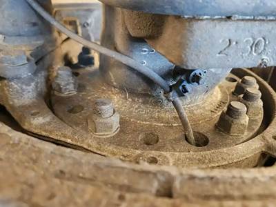 HUB PILOT NA Hub for a 2016 Freightliner Cascadia 113