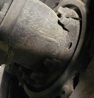 HUB PILOT NA Hub for a 2010 Freightliner M2 106