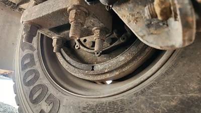 HUB PILOT NA Hub for a 2007 International 4400