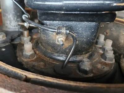 HUB PILOT NA Hub for a 2023 Freightliner Cascadia 126