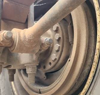 HUB PILOT NA Hub for a 2012 International WorkStar 7600