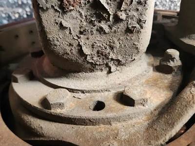 HUB PILOT NA Hub for a 1988 Kenworth T800