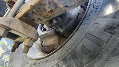 HUB PILOT NA Hub for a 2017 Freightliner Cascadia 113