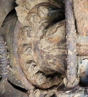 HUB PILOT NA Hub for a 2005 GMC C8500