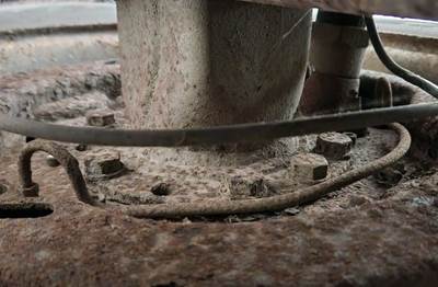 HUB PILOT NA Hub for a 1995 Ford F700