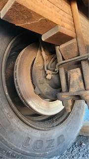 HUB PILOT NA Hub for a 1999 GMC C6500