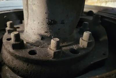 HUB PILOT NA Hub for a 2016 Peterbilt 348