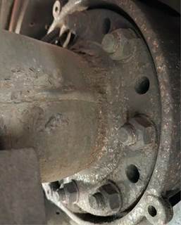 HUB PILOT NA Hub for a 2006 Pierce Dash