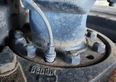 HUB PILOT NA Hub for a 2020 Freightliner Cascadia 116 Day Cab