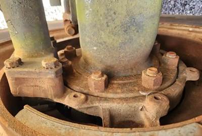 HUB PILOT NA Hub for a 2009 Mack CXU612