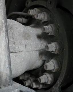 HUB PILOT NA Hub for a 2018 Ford F-750