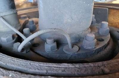 HUB PILOT NA Hub for a 2015 Volvo VNL