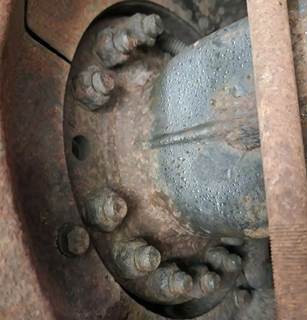 HUB PILOT NA Hub for a 2007 Sterling SC8000 Cargo