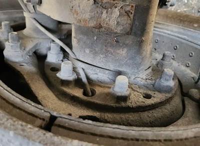 HUB PILOT NA Hub for a 2019 Peterbilt 567