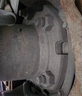 HUB PILOT NA Hub for a 2006 GMC C5500