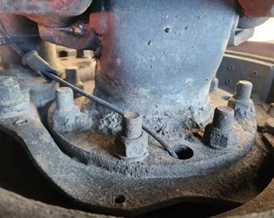 HUB PILOT NA Hub for a 2003 Mack CH613