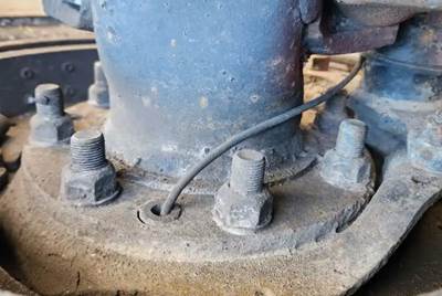 HUB PILOT NA Hub for a 2003 Mack CH613