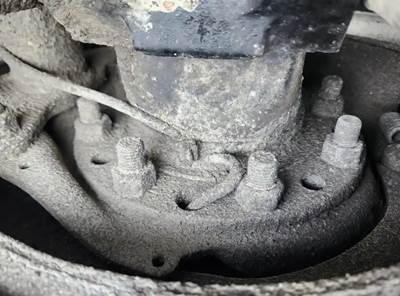 HUB PILOT NA Hub for a 2018 Peterbilt 567