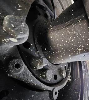 HUB PILOT NA Hub for a 2003 International 4300