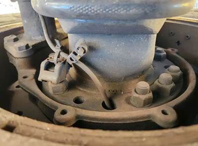 HUB PILOT NA Hub for a 2015 Freightliner M2 106