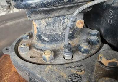 HUB PILOT NA Hub for a 2020 Freightliner Cascadia 126