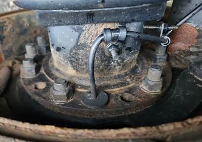 HUB PILOT NA Hub for a 2022 Freightliner Cascadia 126