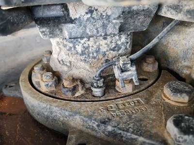 HUB PILOT NA Hub for a 2023 Peterbilt 567