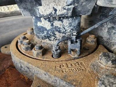 HUB PILOT NA Hub for a 2023 Peterbilt 567