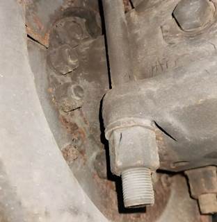 HUB PILOT NA Hub for a 1989 Mack MC688FC