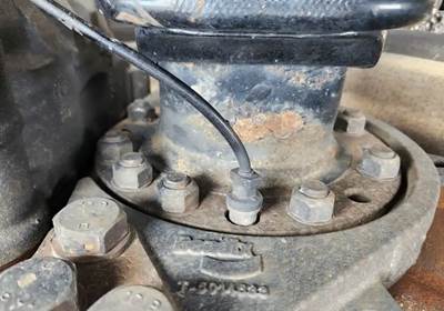 HUB PILOT NA Hub for a 2021 Freightliner Cascadia 126