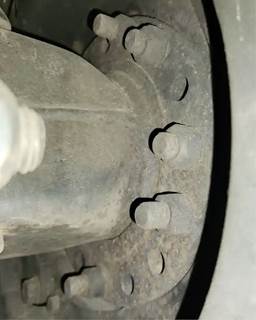 HUB PILOT NA Hub for a 2019 Freightliner M2 106