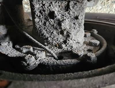 HUB PILOT NA Hub for a 2000 Sterling L9500