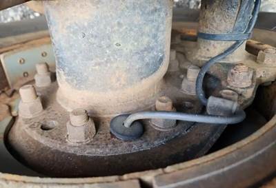 HUB PILOT NA Hub for a 2013 Volvo VNL