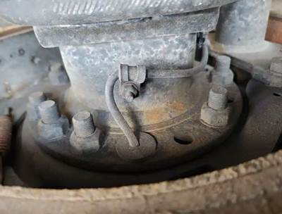 HUB PILOT NA Hub for a 2021 Freightliner Cascadia 126